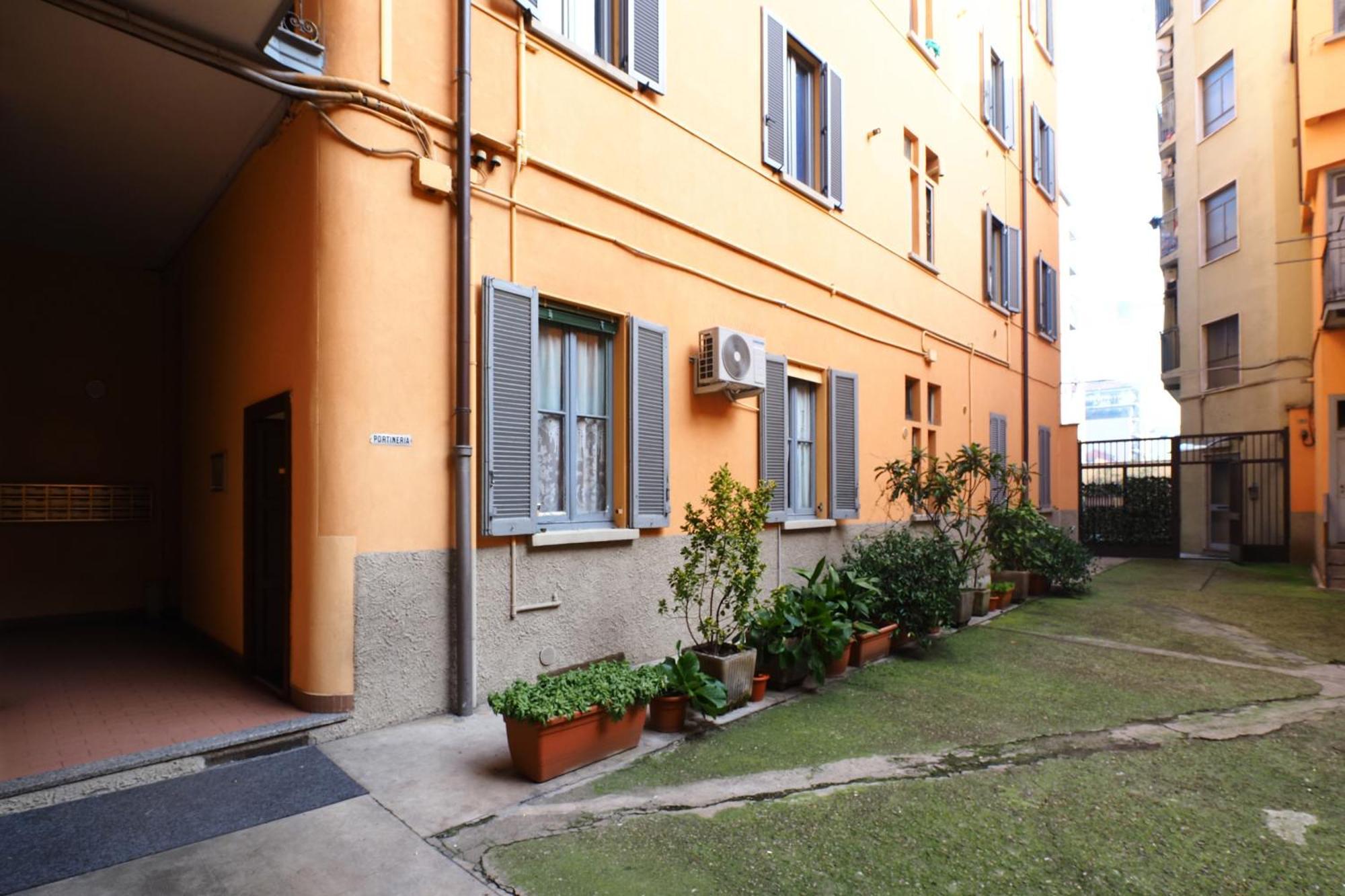 Appartamento Primopiano - Meda 51 Milano Esterno foto